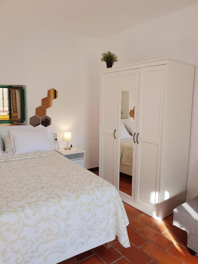 Апартаменти Patio Andaluz Siglo XVI Севілья Екстер'єр фото